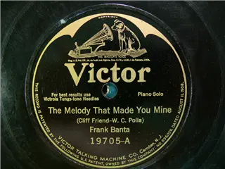 small_victor 19705 a.webp